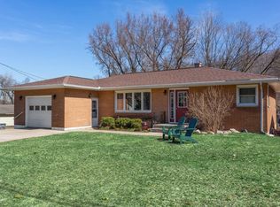 15 S Franklin St, New Buffalo, MI 49117