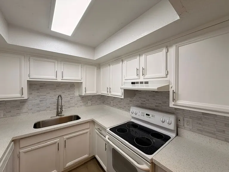 3002 N 70th St #111 — Photo 5