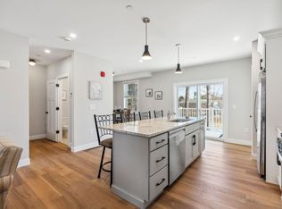 Bayberry Commons- 3 Bedroom 2.5 Bath Townhomes with 2 Car Garage, Rochester, NH 03867