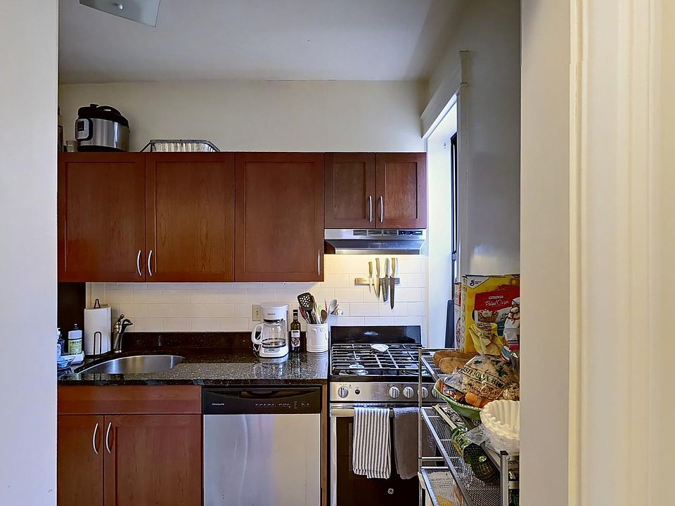 1st image of 1340 Commonwealth Ave APT 22
