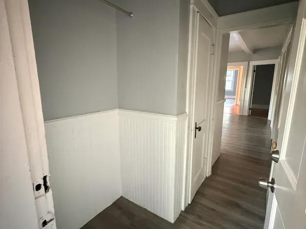 42 Lincoln St APT 2, Webster, MA 01570