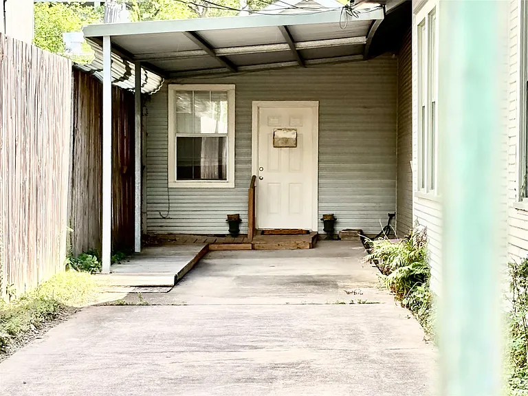 1407 Nevada St — Photo 24