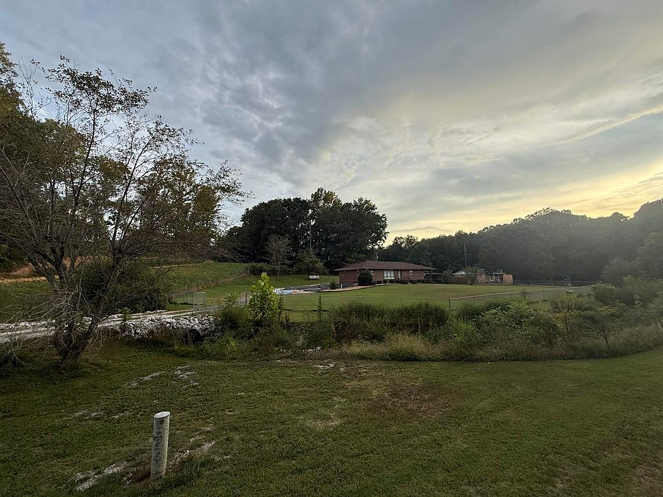 2nd image of 886 County Road 38