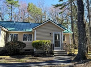 8 Settlers Ct, Windham, ME 04062