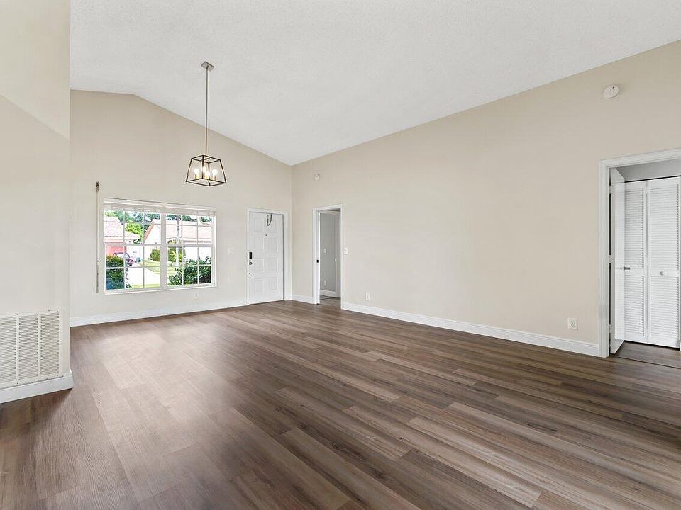 1st image of 5154 Rosen Boulevard