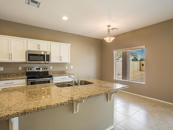 7231 N 77th Dr-9