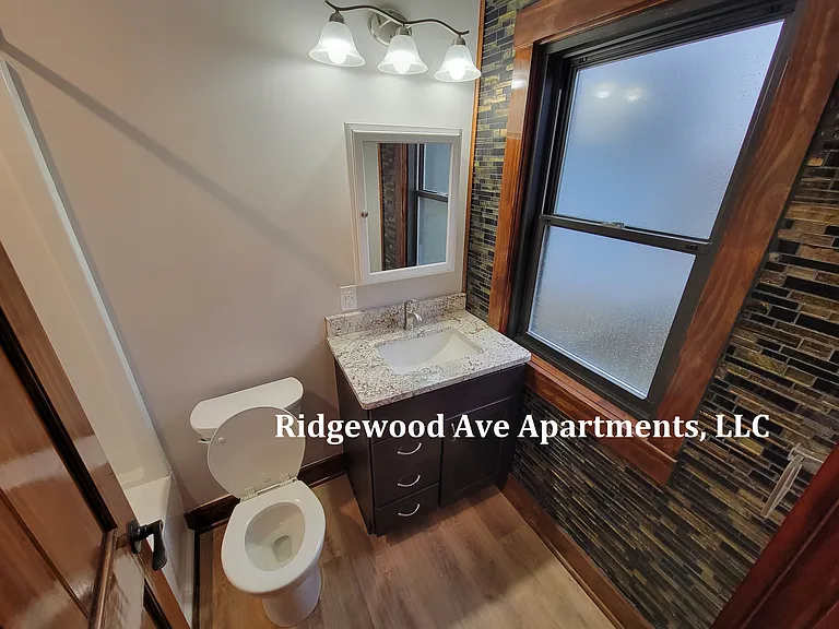 400 Ridgewood Ave #1 — Photo 2
