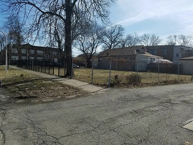 2nd image of 1452 N Latrobe Ave