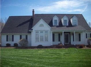 709 Old Blackhawk Rd, Beaver Falls, PA 15010