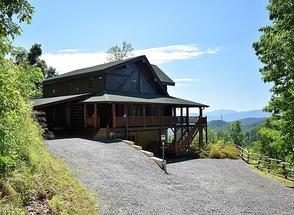 2nd image of 82 Hornbuckle Dr