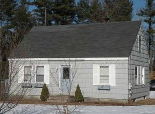 11 Hope Ave, Steep Falls, ME 04085