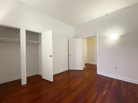 Rented by MAPT Residential LLC | media 4