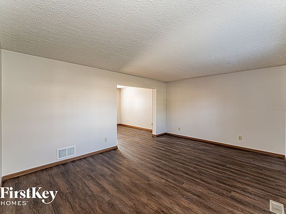 2nd image of 2648 Hardwood Ave