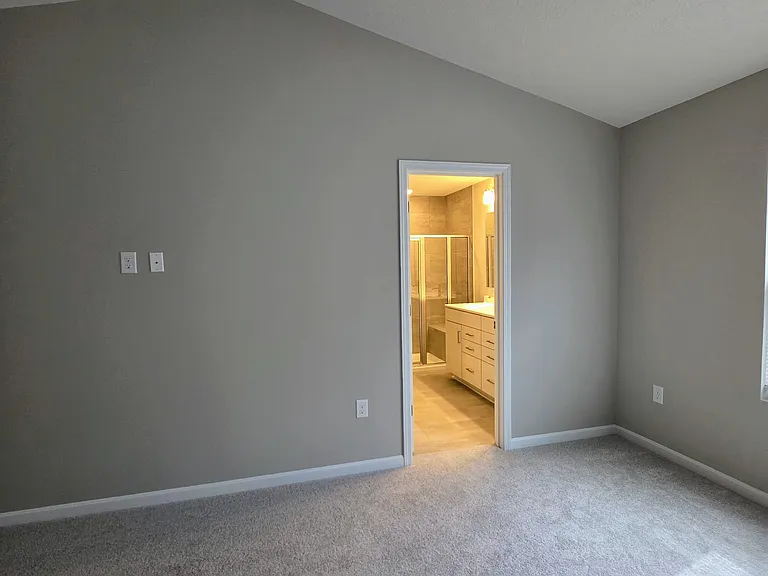 7235 Grandway Dr — Photo 32