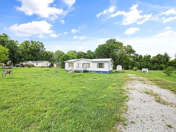 4th image of 3824 Jernigan Rd
