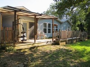 11088 S 3000 Rd, Harwood, MO 64750