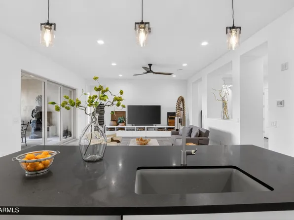 10351 E TEXAS Avenue, Mesa, AZ 85212