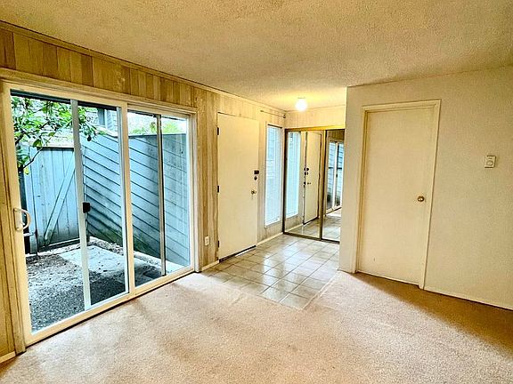 3rd image of 12623 SE 42nd St #623