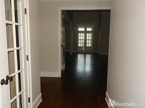 2nd image of 1729 Easton Ct