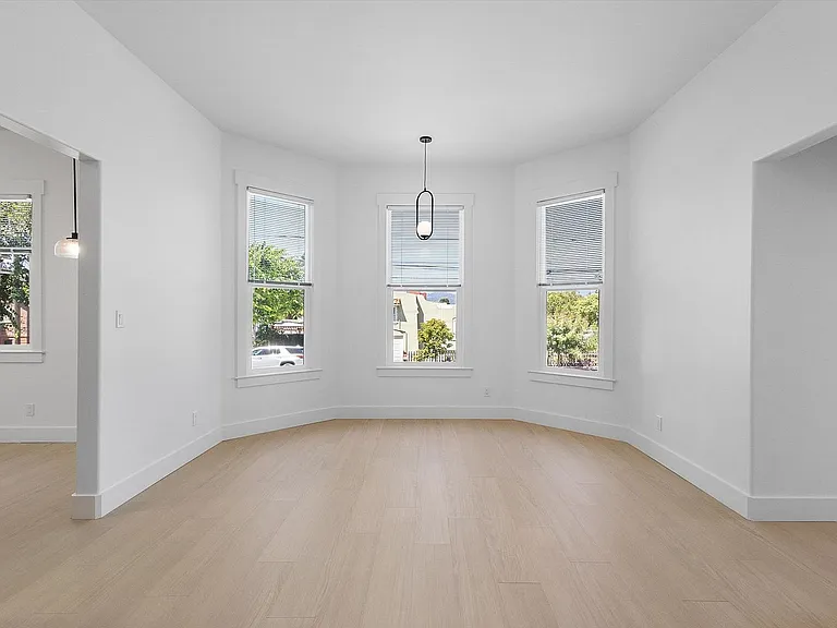 1533 Lafayette St #4 — Photo 2
