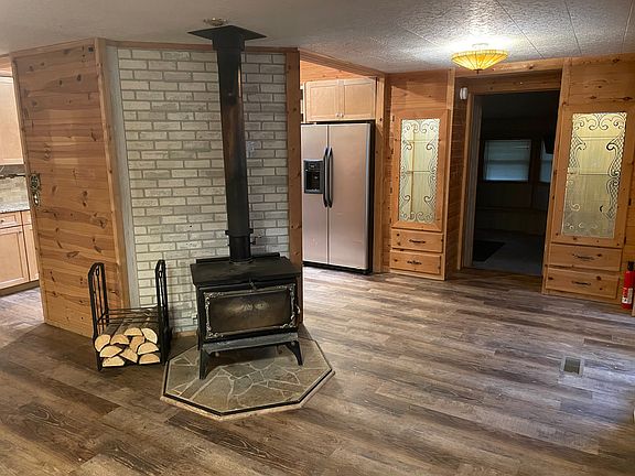 3rd image of 119 Castle Mountain Dr