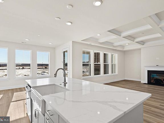 7th image of this home