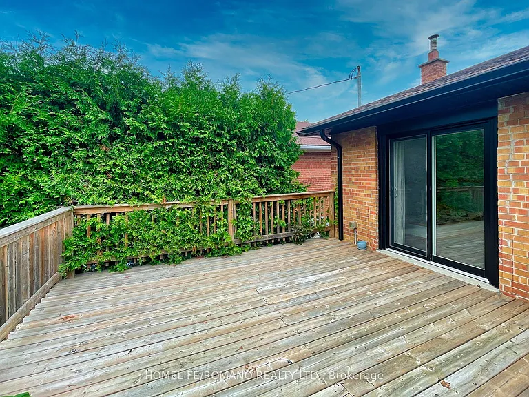 42 Sellmar Rd — Photo 28