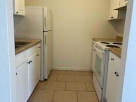5th image of 1835-1841 S Segrave St #1839-33