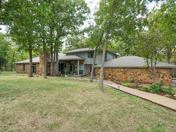 6220 W Canterbury St, Stillwater, OK 74074