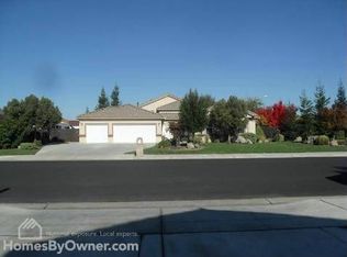 2547 Santa Ana Ave, Clovis, CA 93611