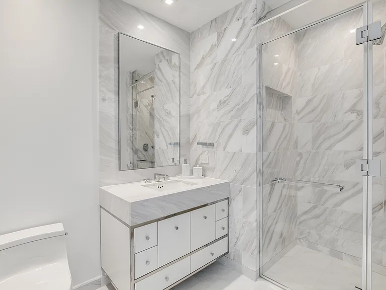 138 E 50th St #35A — Photo 13