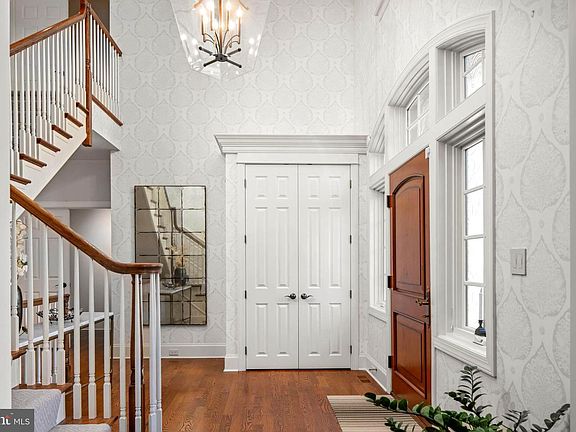 5th image of 5 Pemberton Ln