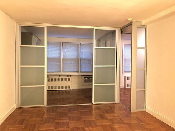5th image of 160 E 27th St APT 7C