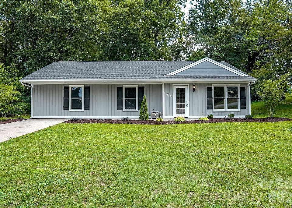 1st image of 138 Oak Hill Dr