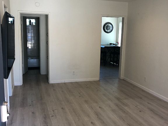 3rd image of 25242 Atwood Blvd