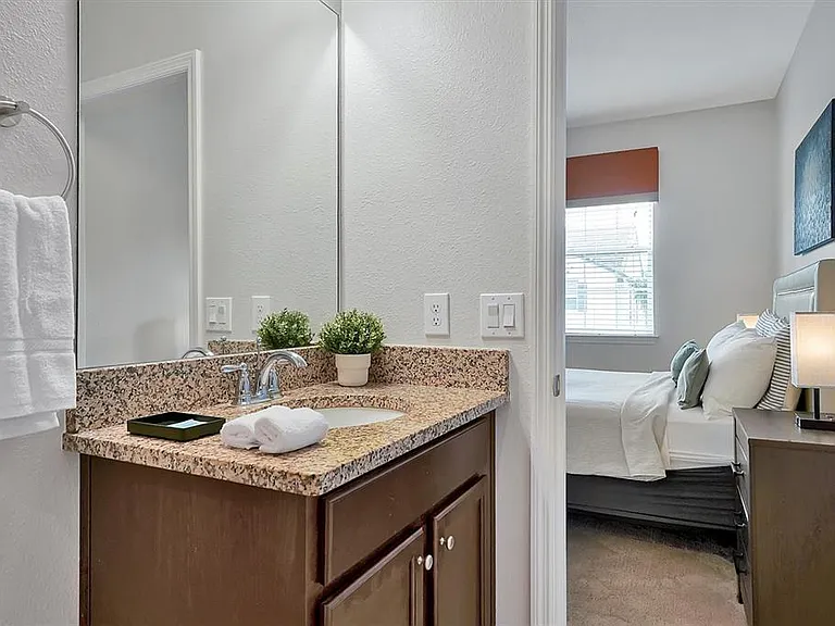 297 Captiva Dr — Photo 38