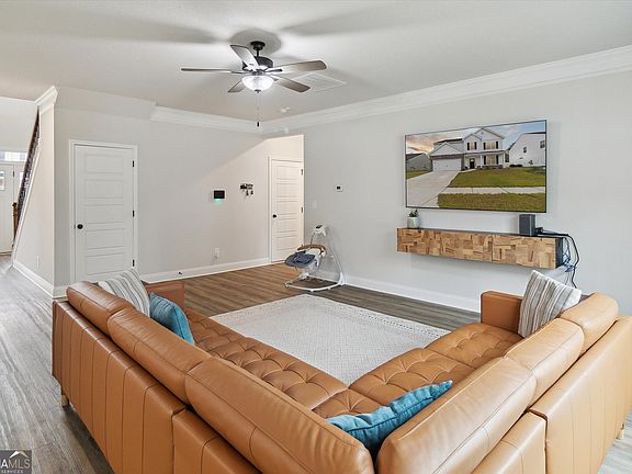 4th image of 103 Big Cypress Ct