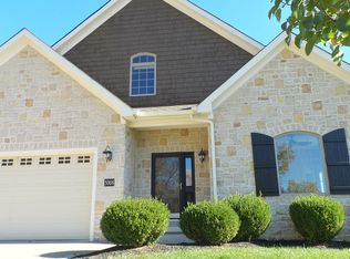 5008 Postlewaite Rd, Columbus, OH 43235