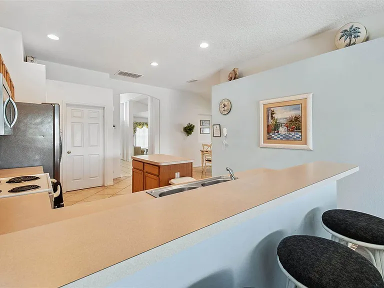 640 Chadbury Way — Photo 28