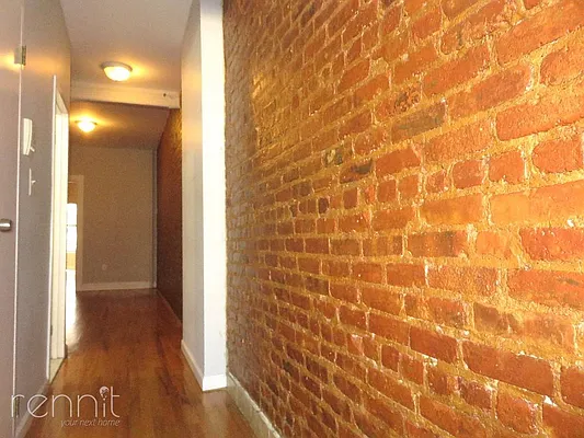 Rented by Rennit Inc. | media 25