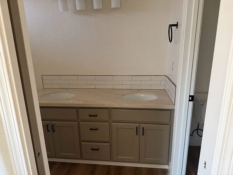 612 Saint Montelena Dr — Photo 3