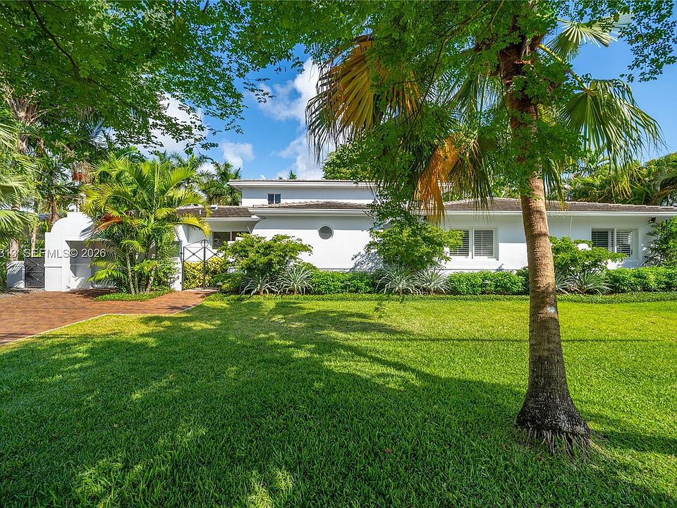 1st image of 725 Vilabella Ave