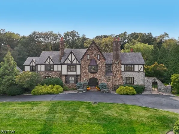 14 Jenna Court, Scotch Plains Twp., NJ 07076