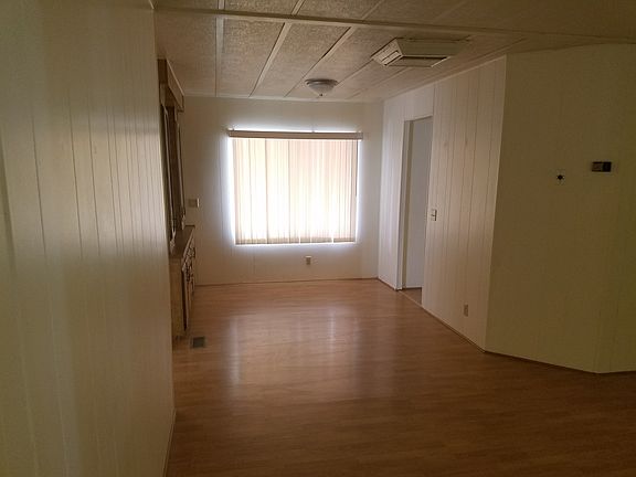 4th image of 7383 Roosevelt Ave