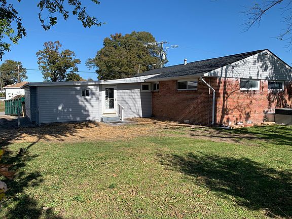 Large fenced back yard