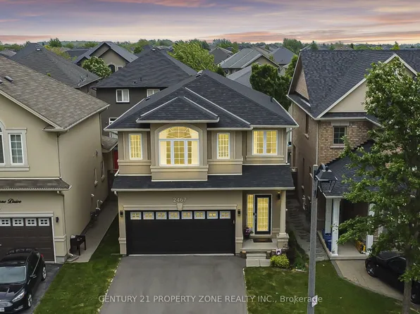 2467 Millstone Dr, Oakville, ON L6M 0H6