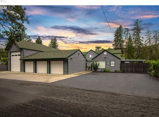 224 Hidden Valley Ln, Roseburg, OR 97471