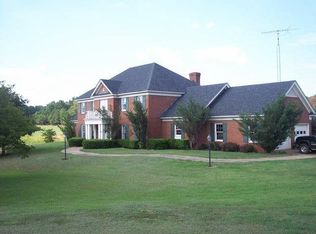 887 Jackson Rd, Camp Hill, AL 36850