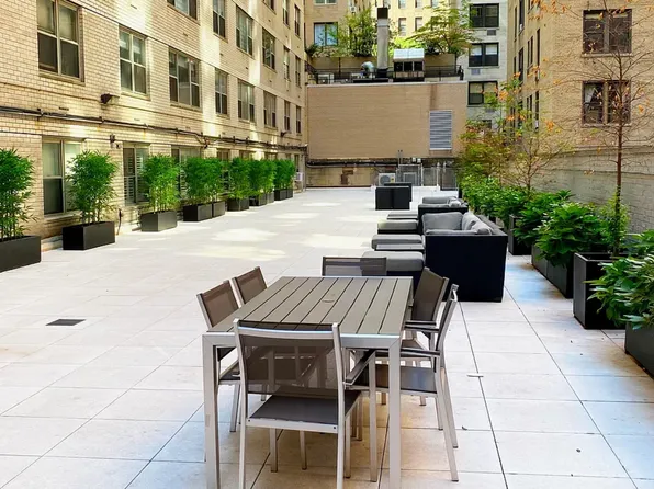 55 East 87th Street 9D image 13 of 13