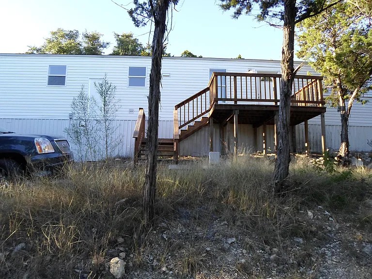 385 Duck Mt — Photo 2